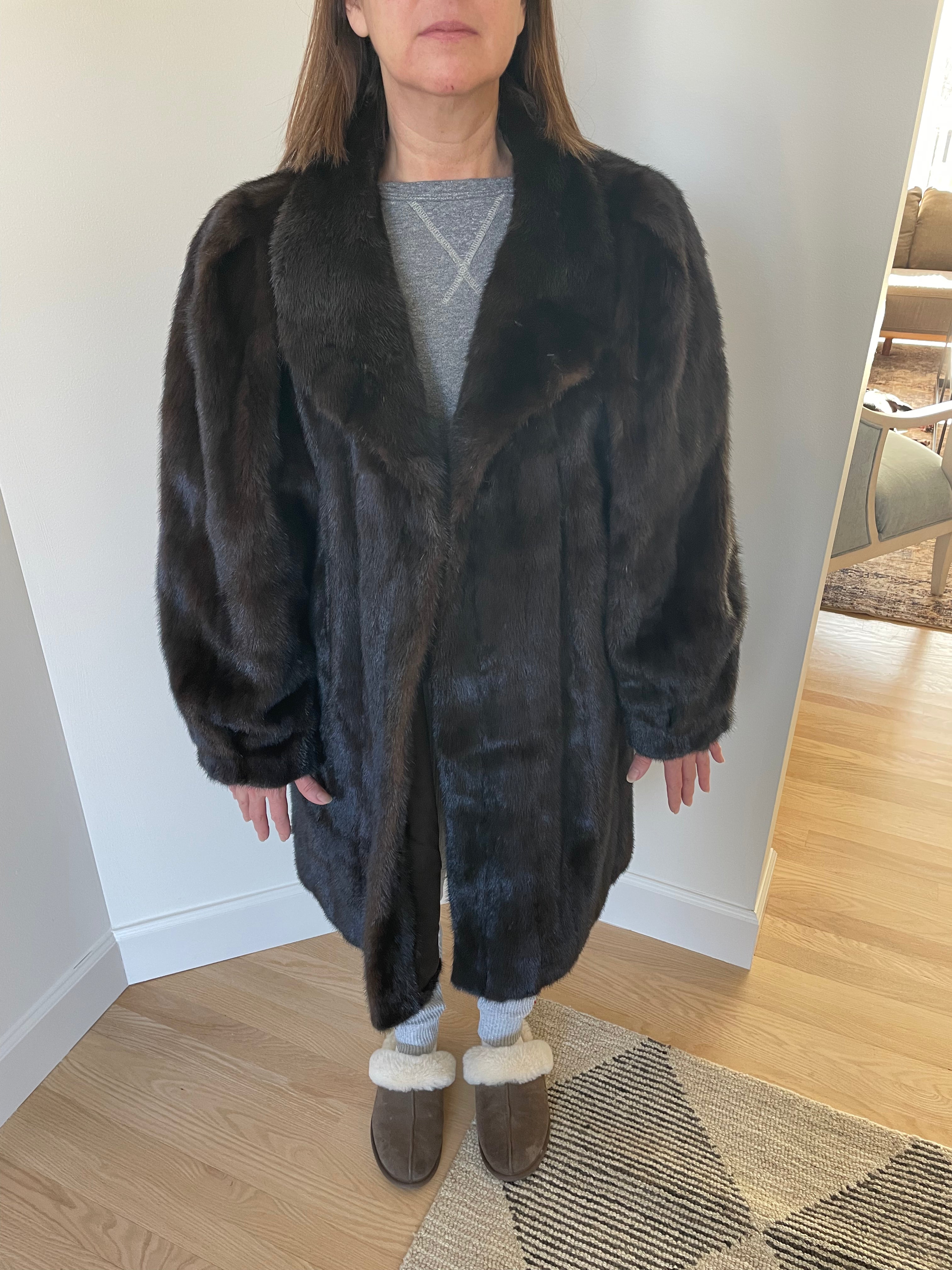 Vintage Mink Fur Jacket – Dark Mahogany Brown with Full Sweep Size Large