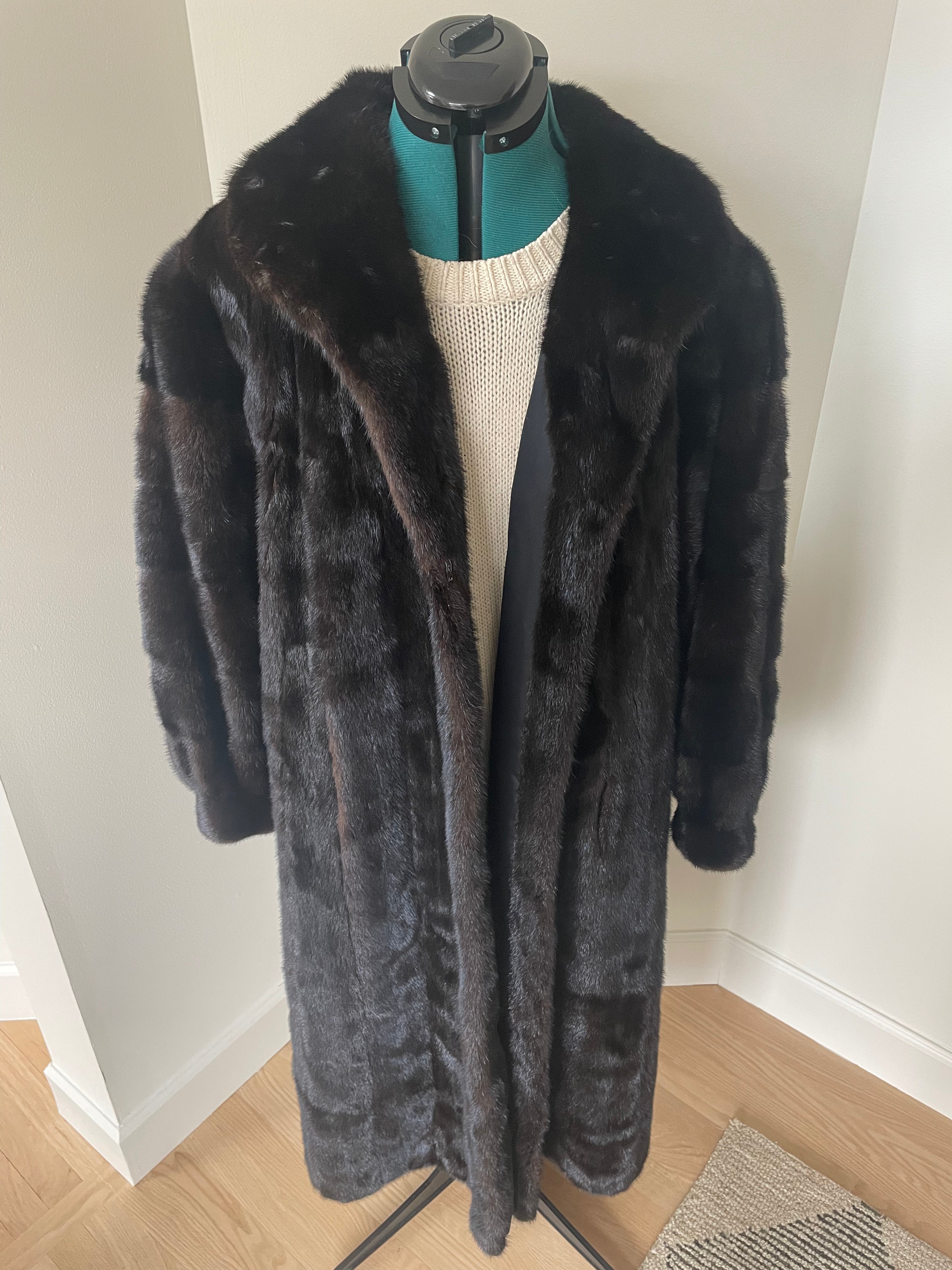 Evans Blackglama Dark Ranch Mink Full-Length Coat – Fully Let Out Pelts – Size XL to XXL
