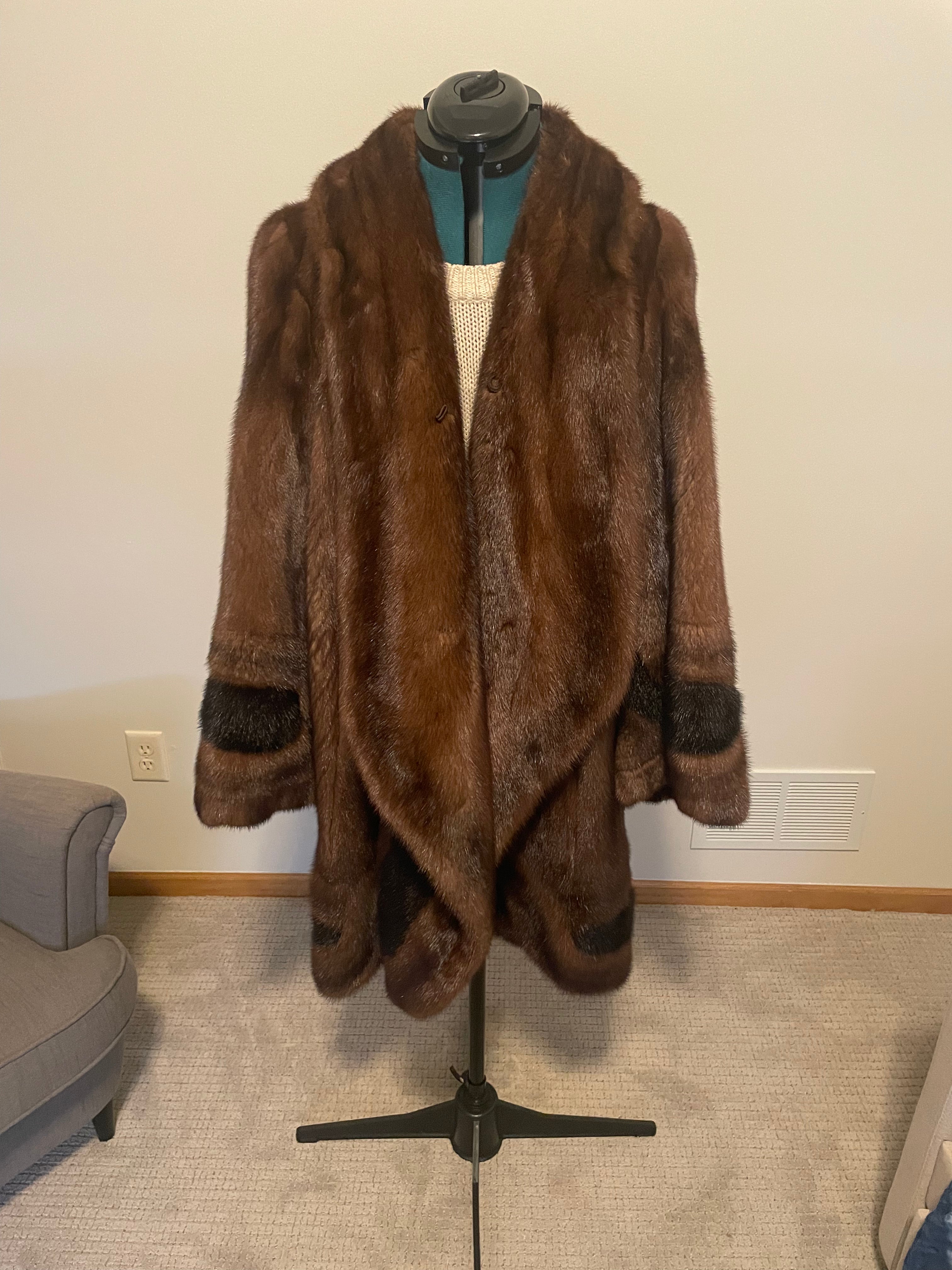 Vintage Brown Ranch Mink Fur Coat – Shawl Collar – With Black Mink Inlays