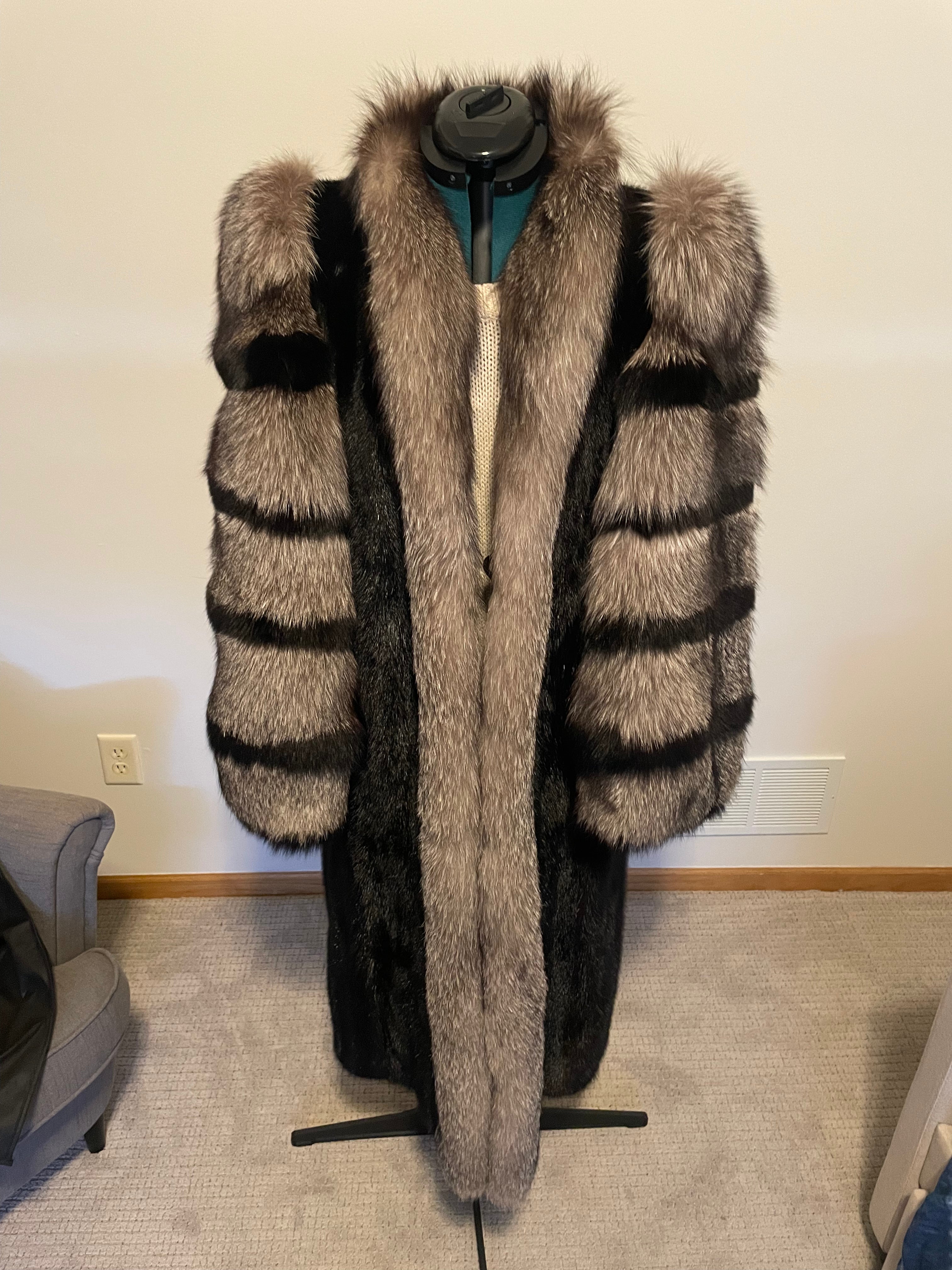 Luxury Black Mink Coat with Indigo Fox Sleeves & Shawl Collar – Women’s Medium