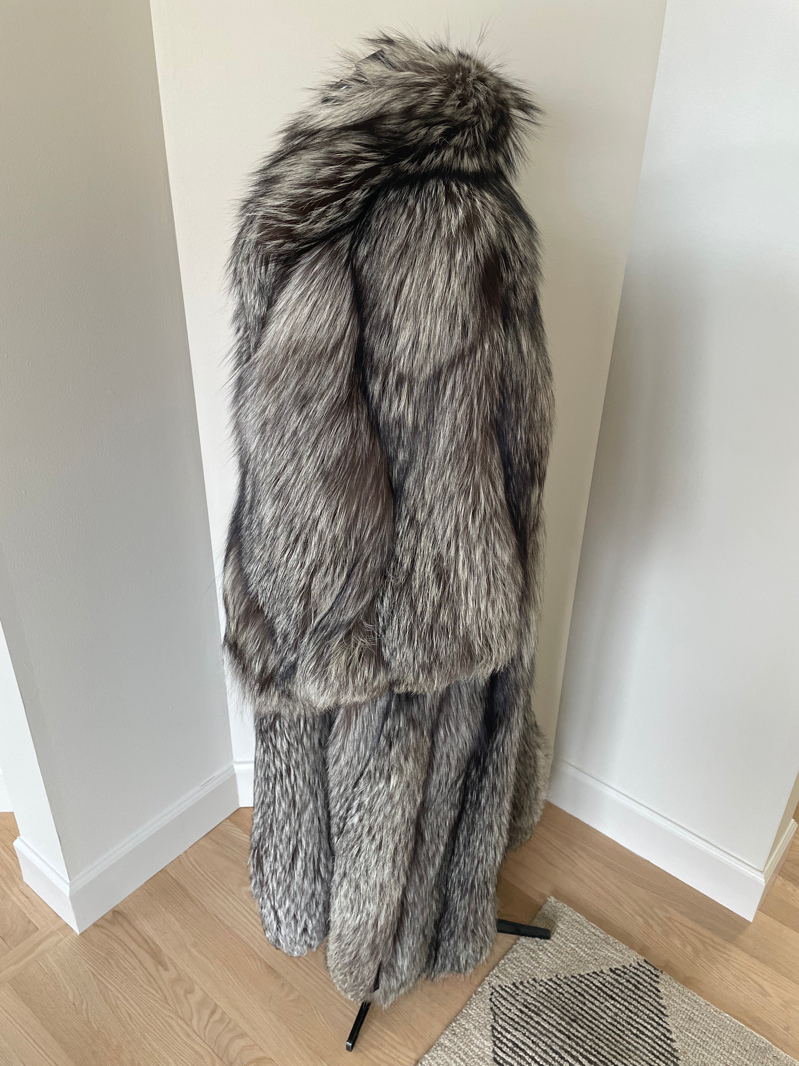 Dramatic Full-Length Silver Fox Bat Wing Coat – 53” Couture Statement Fur