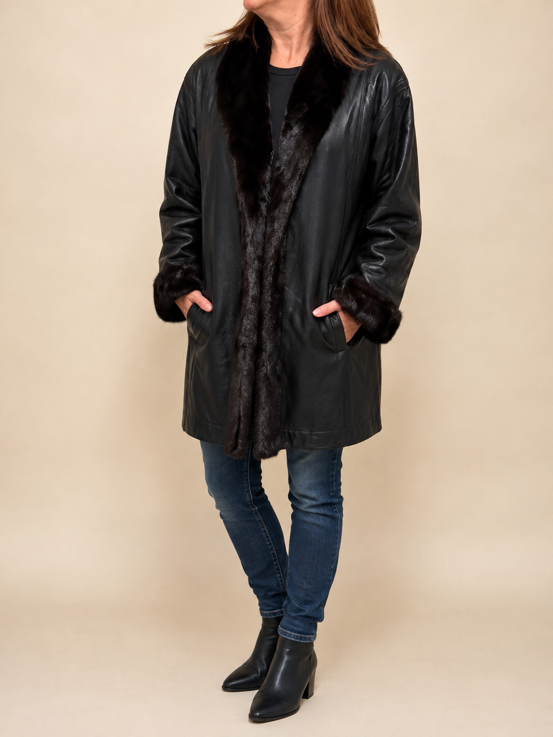 Vintage Reversible Ranch Mink Fur & Black Leather Coat – Women’s Medium
