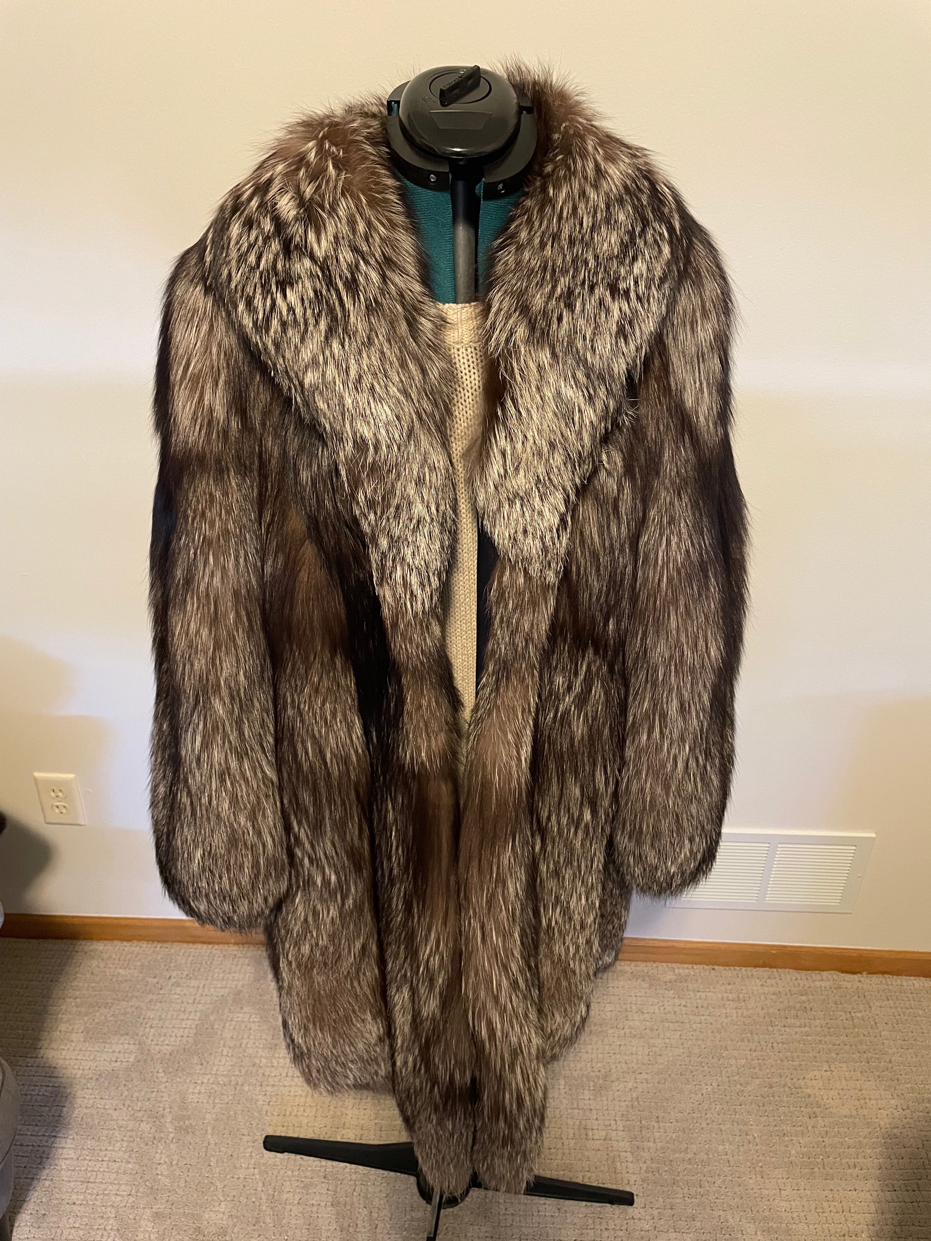 Vintage Stroller Length Silver Fox Fur Coat with Oversized Shawl Collar Size Medium to Small Large