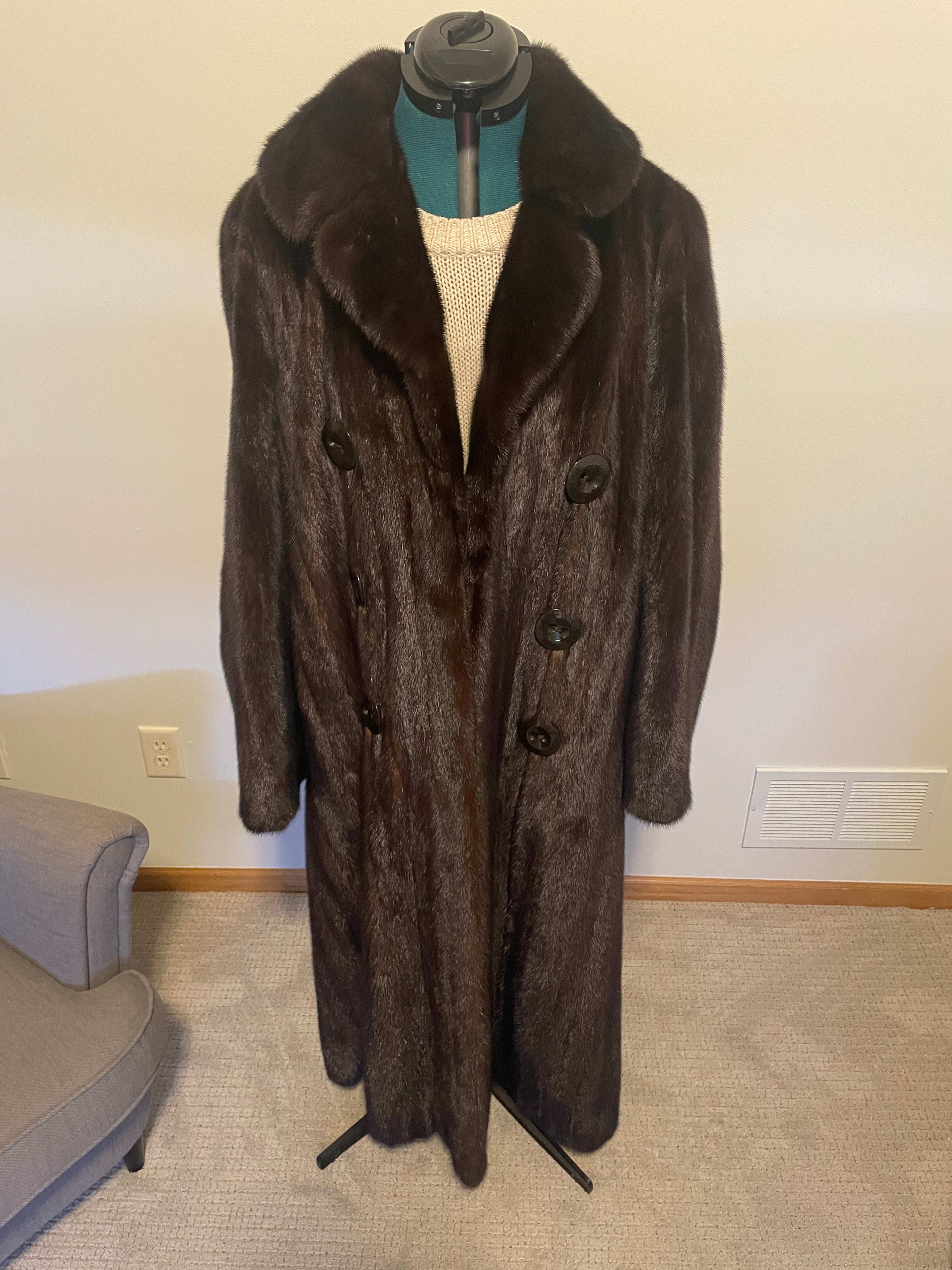 Vintage Men’s Ranch Mink Coat – Let-Out Pelts – Full Length 54” Size Large to XL