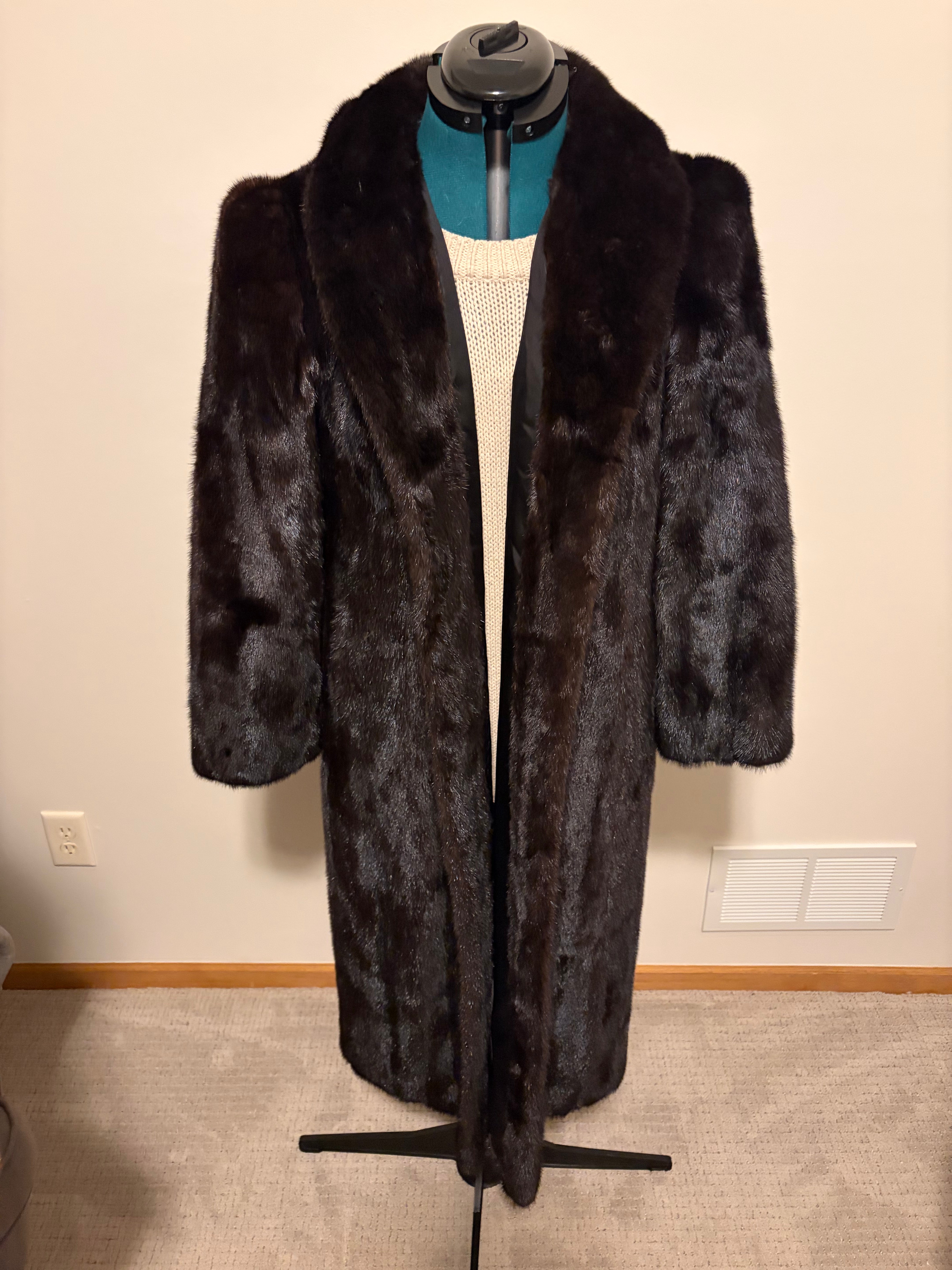 Vintage Mahogany Ranch Mink Fur Coat – Full Length Shawl Collar Luxury Mink – Women’s Small